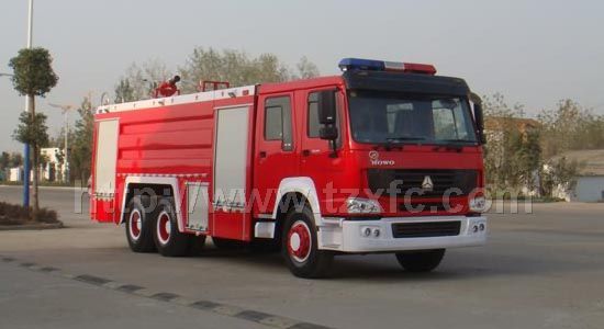 豪沃后双桥消防车(10-15吨)